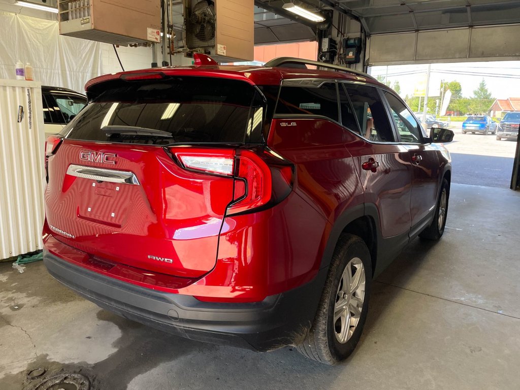 2024 GMC Terrain in St-Jérôme, Quebec - 8 - w1024h768px