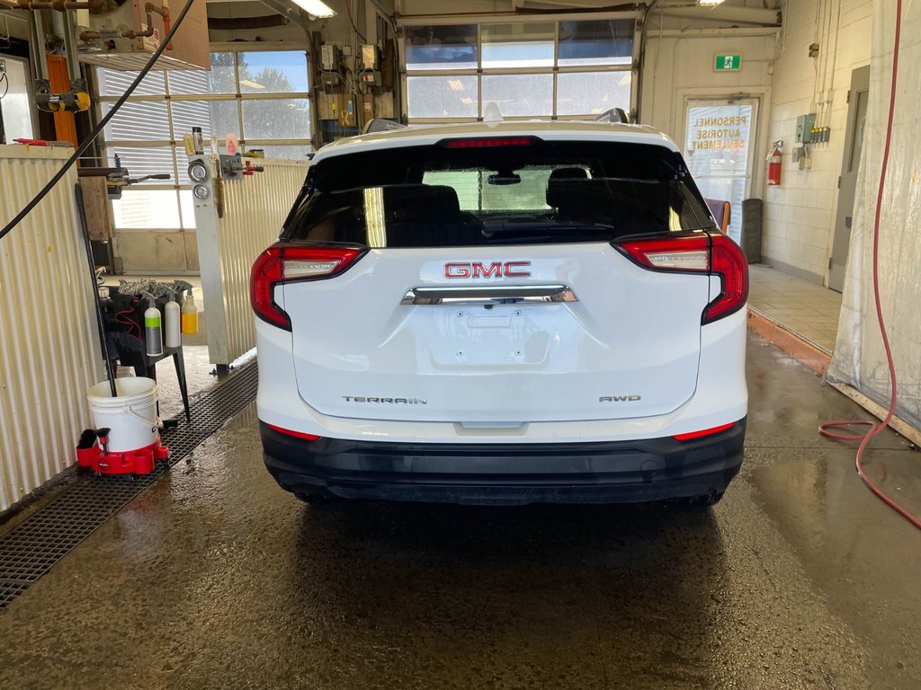 2024 GMC Terrain in St-Jérôme, Quebec - 6 - w1024h768px