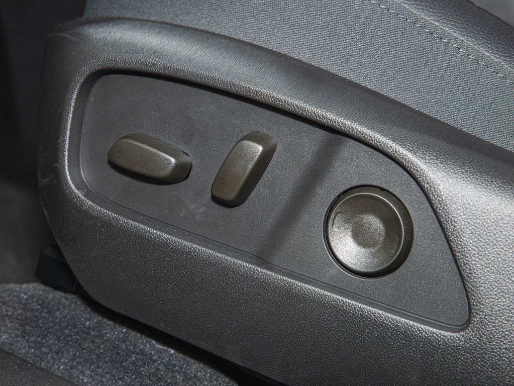 2026 GMC Terrain in St-Jérôme, Quebec - 25 - w1024h768px