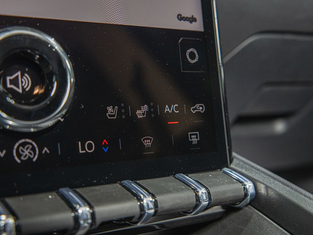 2026 GMC Terrain in St-Jérôme, Quebec - 23 - w1024h768px