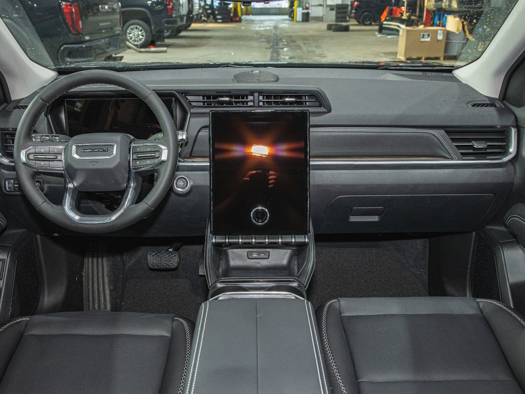 2026 GMC Terrain in St-Jérôme, Quebec - 4 - w1024h768px