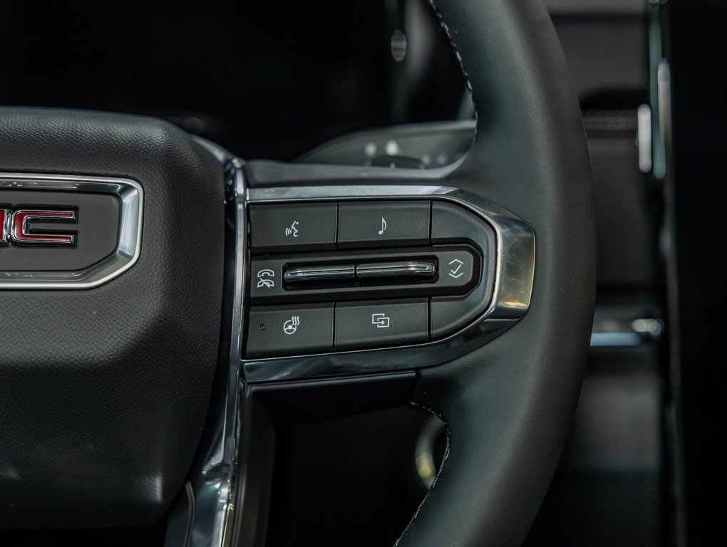2026 GMC Terrain in St-Jérôme, Quebec - 16 - w1024h768px