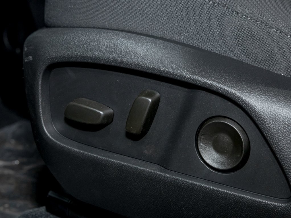 2026 GMC Terrain in St-Jérôme, Quebec - 24 - w1024h768px