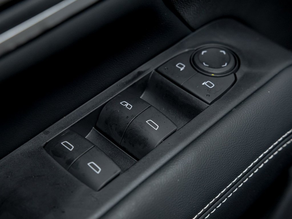 2026 GMC Terrain in St-Jérôme, Quebec - 25 - w1024h768px