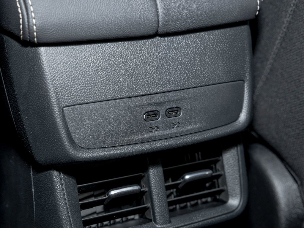 2026 GMC Terrain in St-Jérôme, Quebec - 29 - w1024h768px