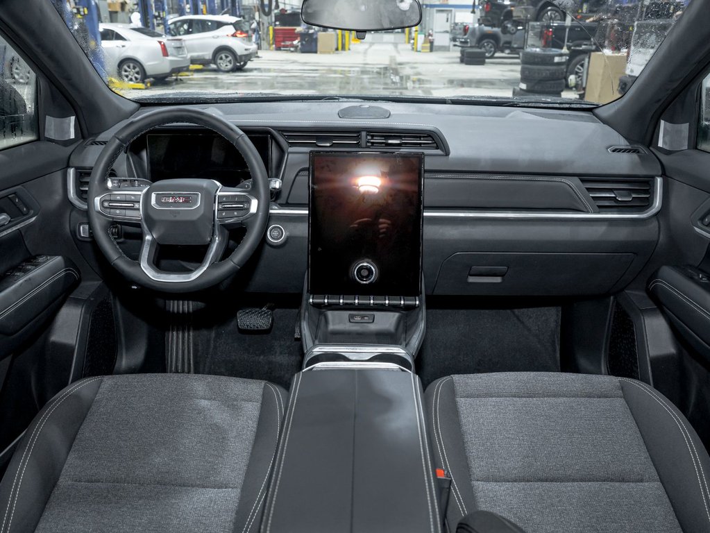 2026 GMC Terrain in St-Jérôme, Quebec - 4 - w1024h768px