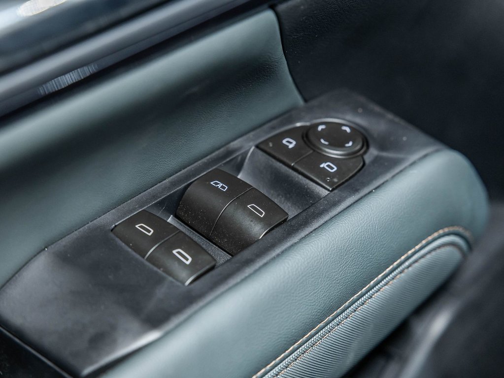 2026 GMC Terrain in St-Jérôme, Quebec - 25 - w1024h768px