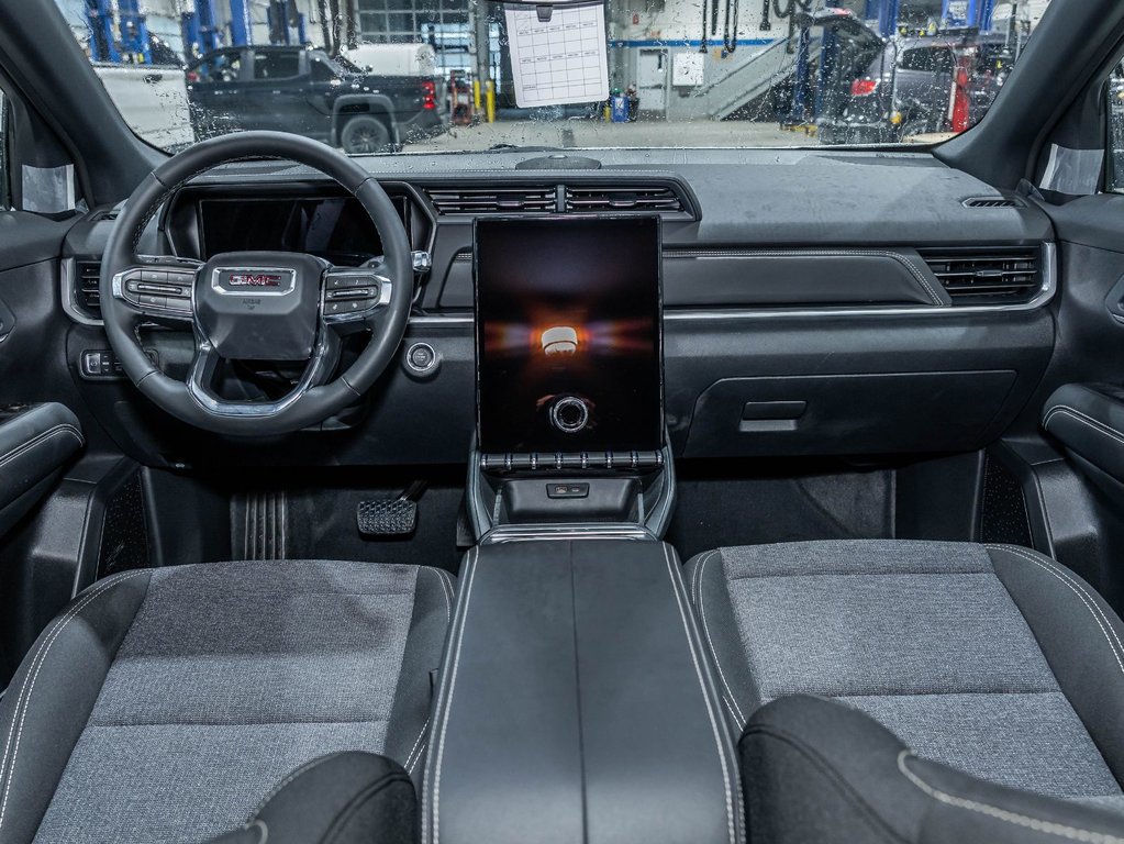 2026 GMC Terrain in St-Jérôme, Quebec - 4 - w1024h768px