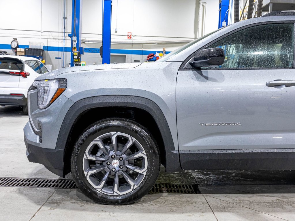 2027 GMC Terrain in St-Jérôme, Quebec - 33 - w1024h768px