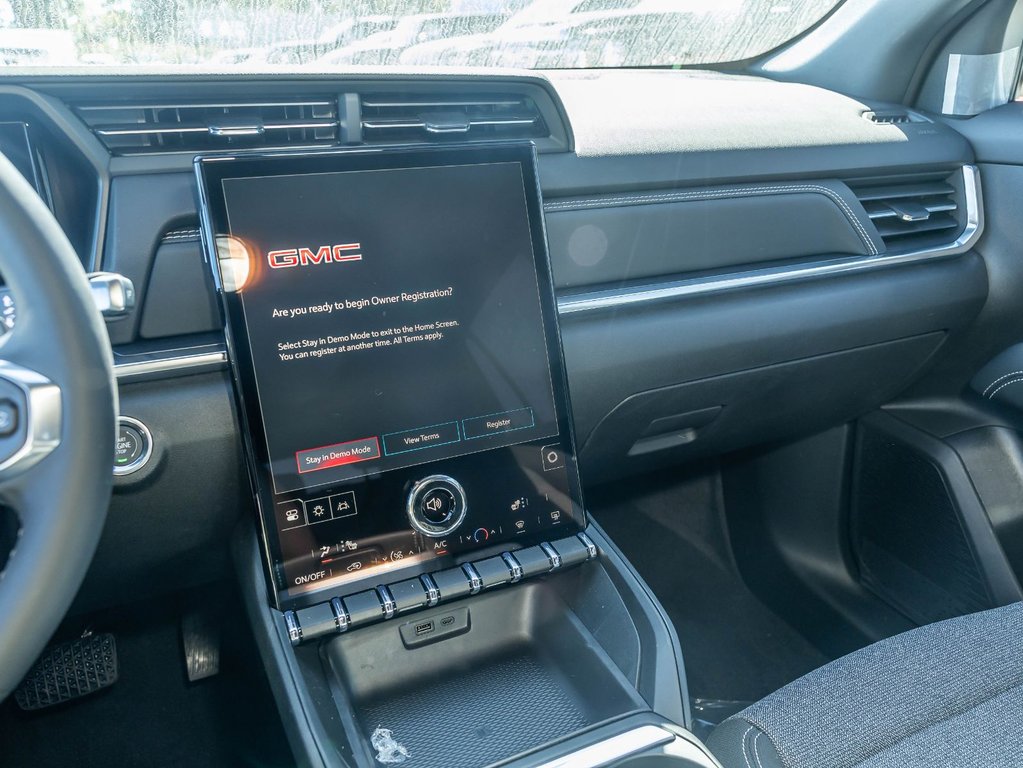 2027 GMC Terrain in St-Jérôme, Quebec - 20 - w1024h768px