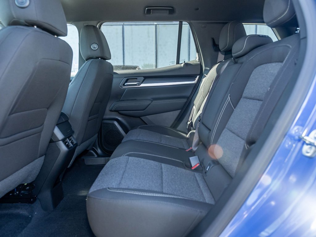 2027 GMC Terrain in St-Jérôme, Quebec - 27 - w1024h768px