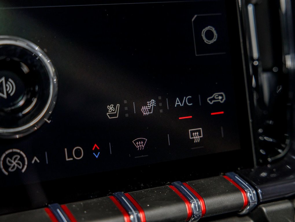 2025 GMC Yukon XL in St-Jérôme, Quebec - 27 - w1024h768px