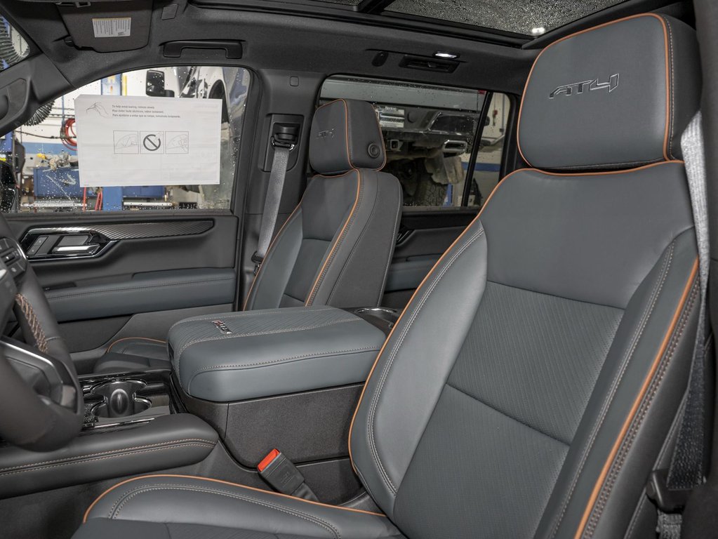 2025 GMC Yukon XL in St-Jérôme, Quebec - 11 - w1024h768px