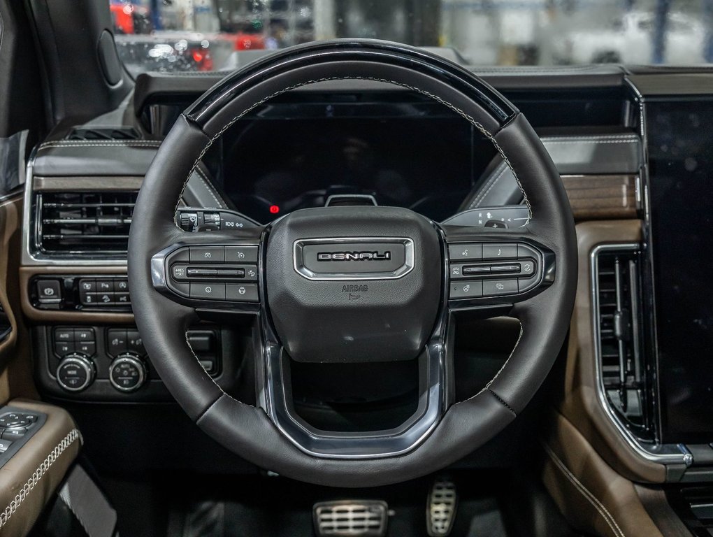 2026 GMC Yukon XL in St-Jérôme, Quebec - 16 - w1024h768px