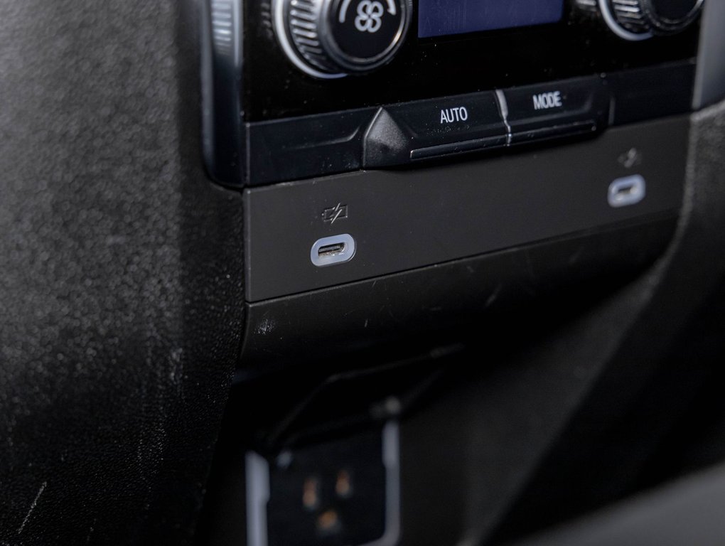 2024 GMC Yukon in St-Jérôme, Quebec - 29 - w1024h768px