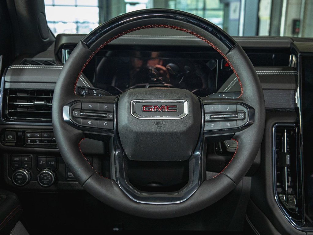 2025 GMC Yukon in St-Jérôme, Quebec - 16 - w1024h768px