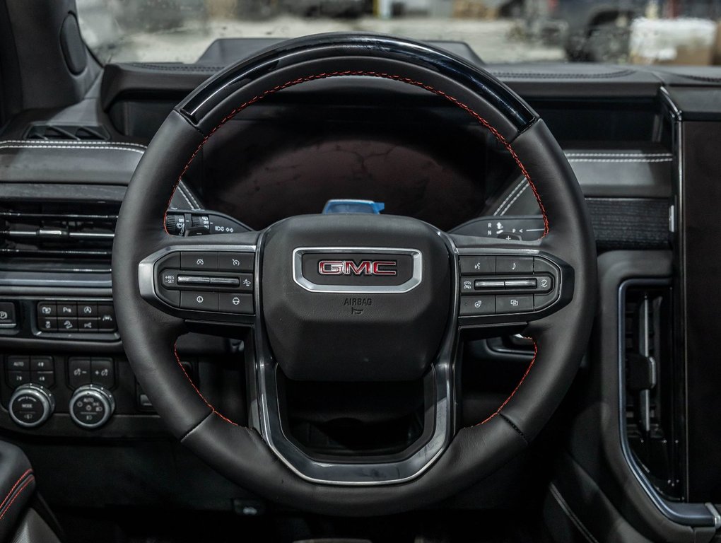 2026 GMC Yukon in St-Jérôme, Quebec - 16 - w1024h768px