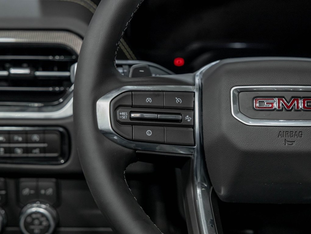 2026 GMC Yukon in St-Jérôme, Quebec - 15 - w1024h768px