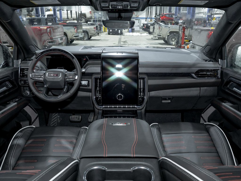 2026 GMC Yukon in St-Jérôme, Quebec - 4 - w1024h768px