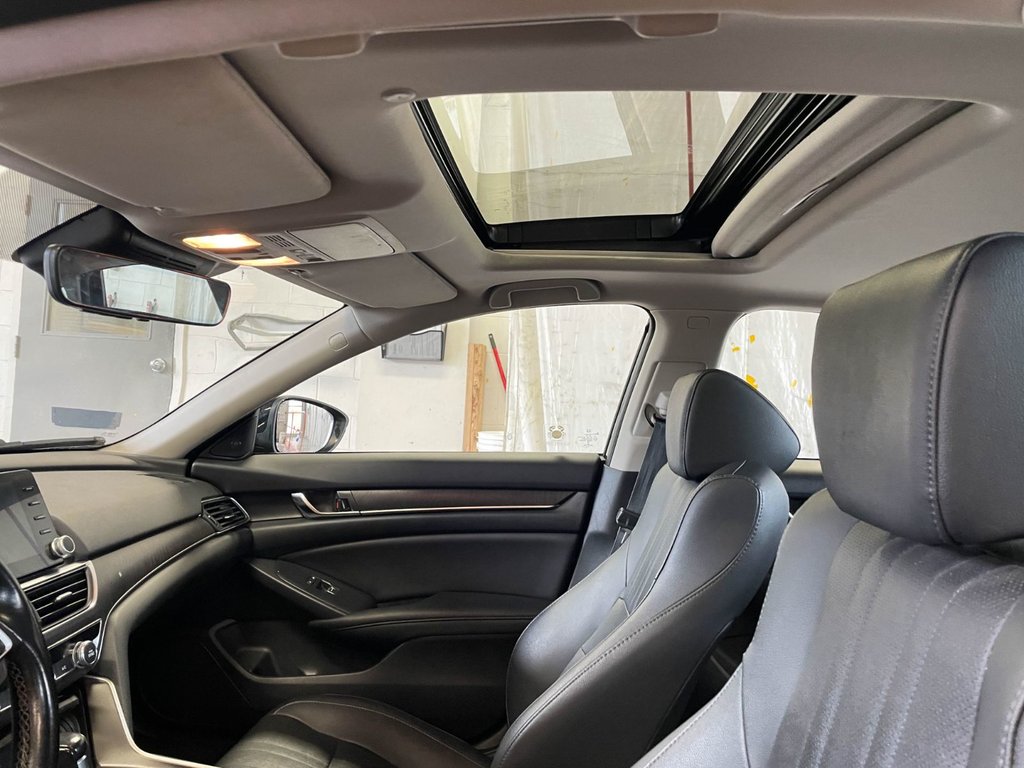 2020 Honda Accord in St-Jérôme, Quebec - 3 - w1024h768px