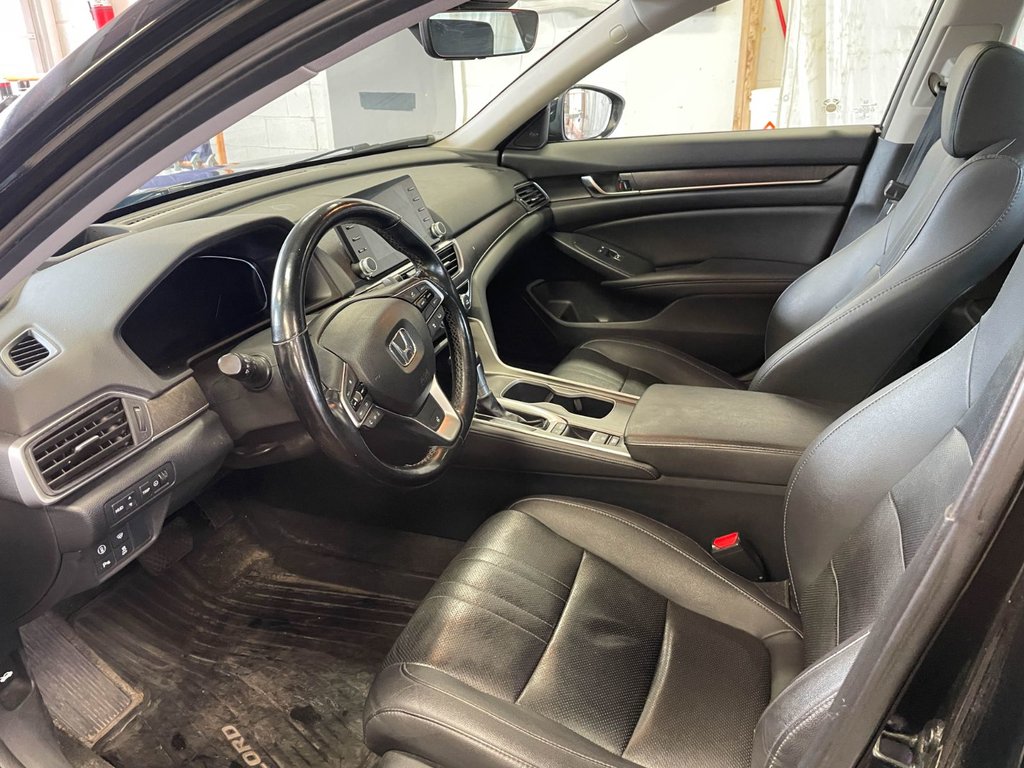 2020 Honda Accord in St-Jérôme, Quebec - 5 - w1024h768px