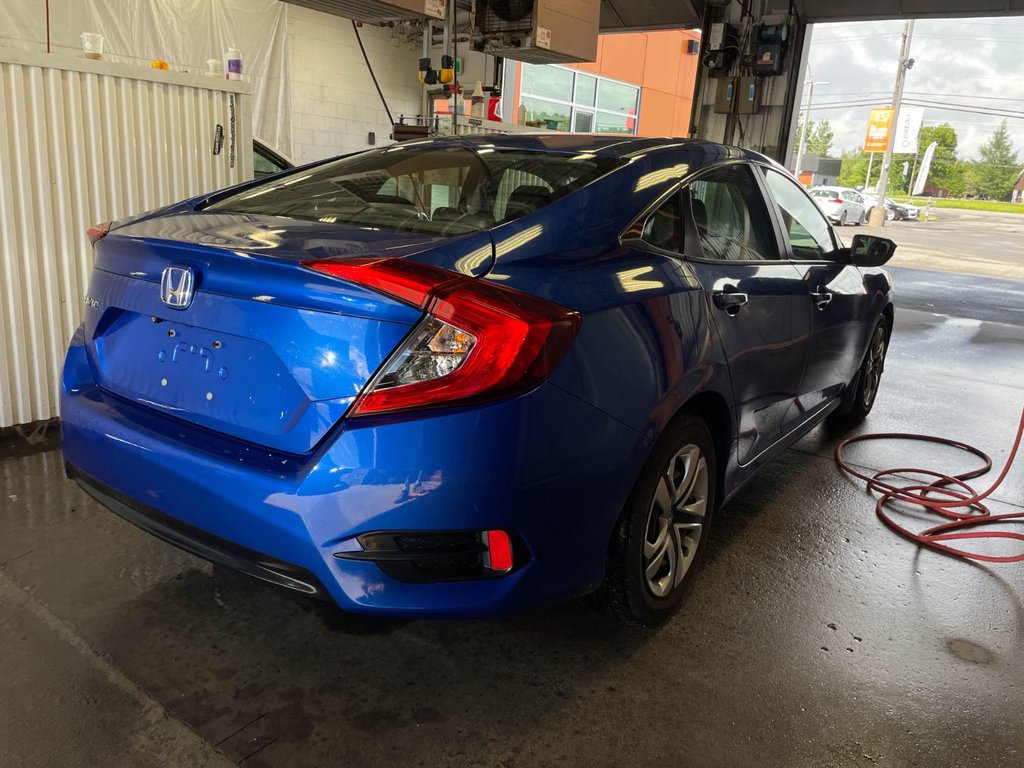 Honda Civic  2018 à St-Jérôme, Québec - 8 - w1024h768px