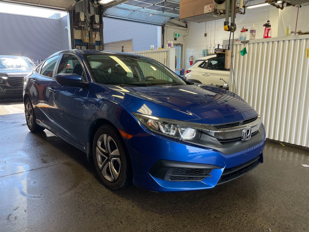 Honda Civic  2018 à St-Jérôme, Québec - 9 - w1024h768px