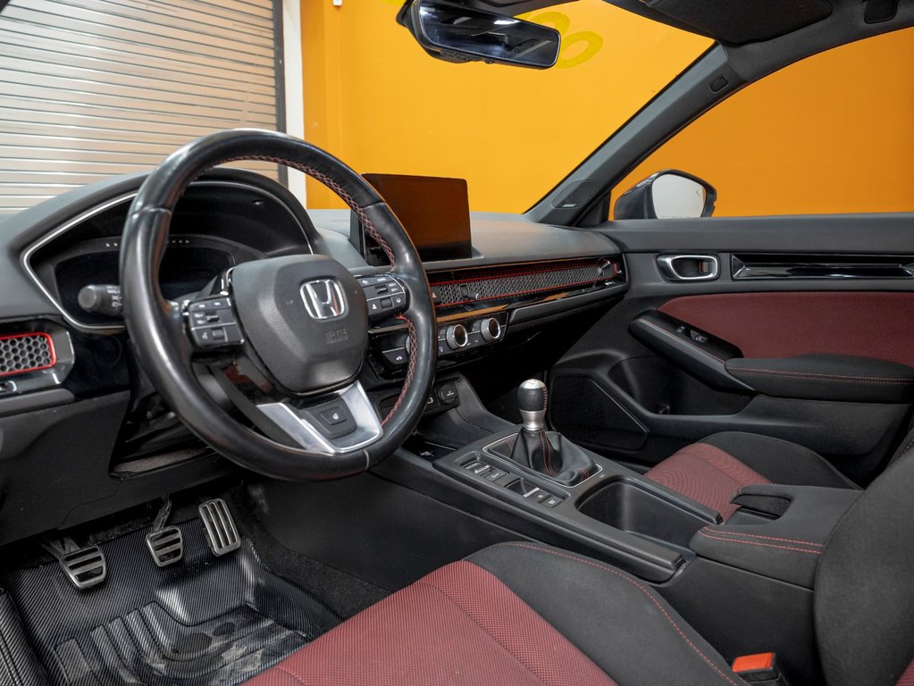 2023 Honda Civic in St-Jérôme, Quebec - 2 - w1024h768px