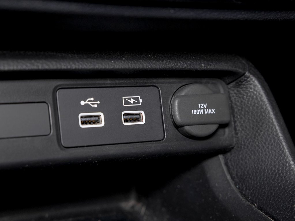 2023 Honda Civic in St-Jérôme, Quebec - 26 - w1024h768px