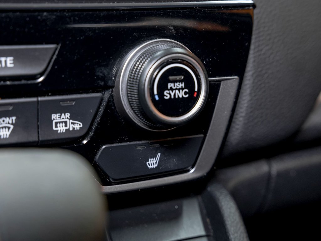 2020 Honda CR-V in St-Jérôme, Quebec - 21 - w1024h768px
