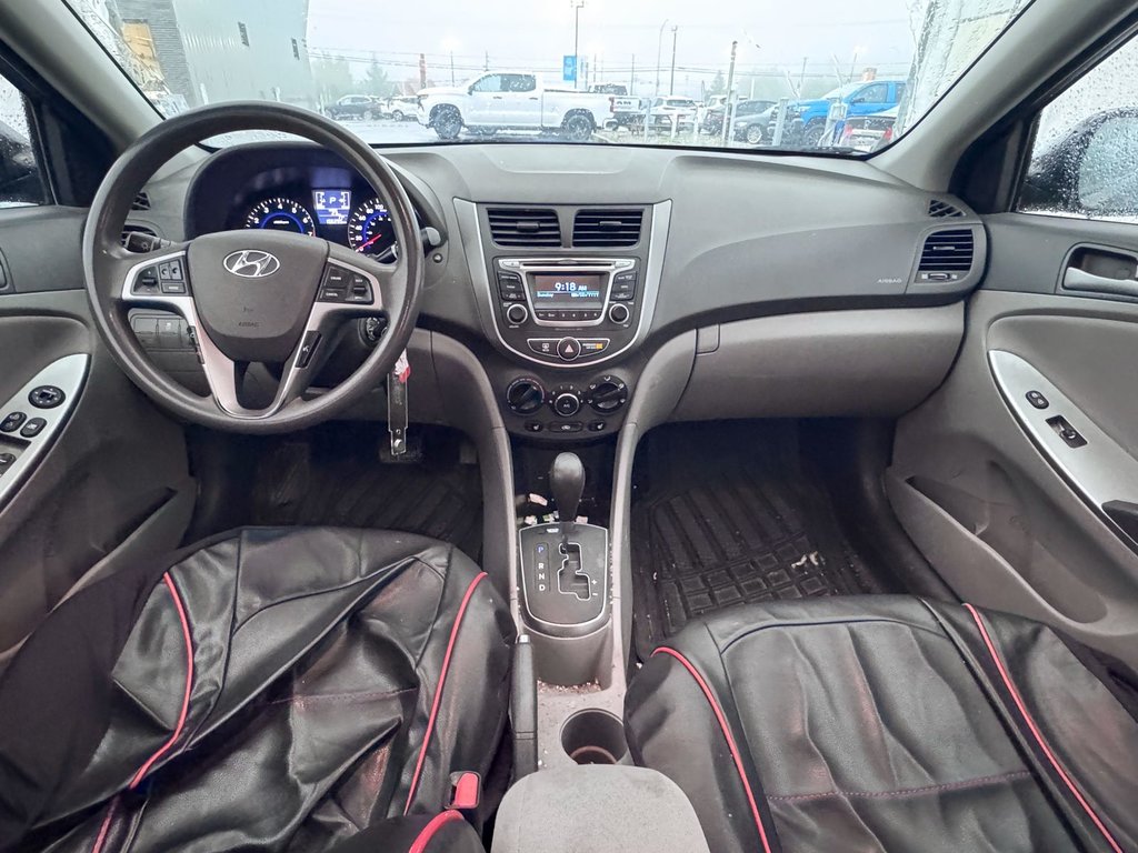 2017 Hyundai Accent in St-Jérôme, Quebec - 12 - w1024h768px