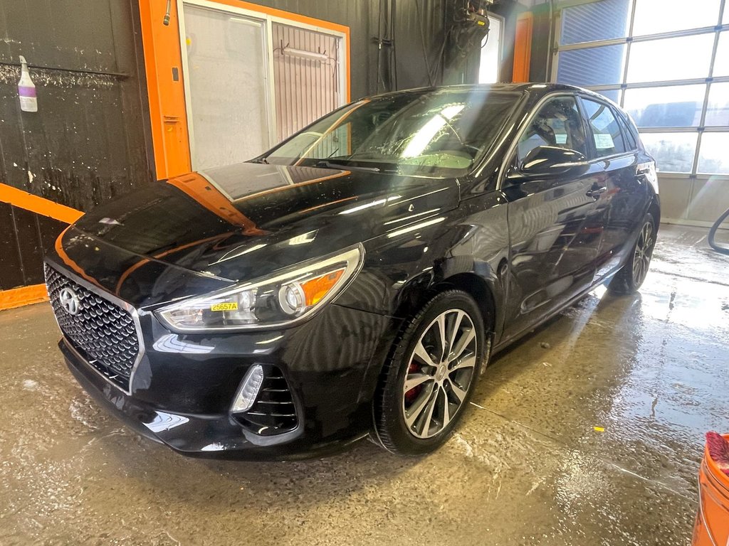 2018 Hyundai Elantra GT in St-Jérôme, Quebec - 1 - w1024h768px