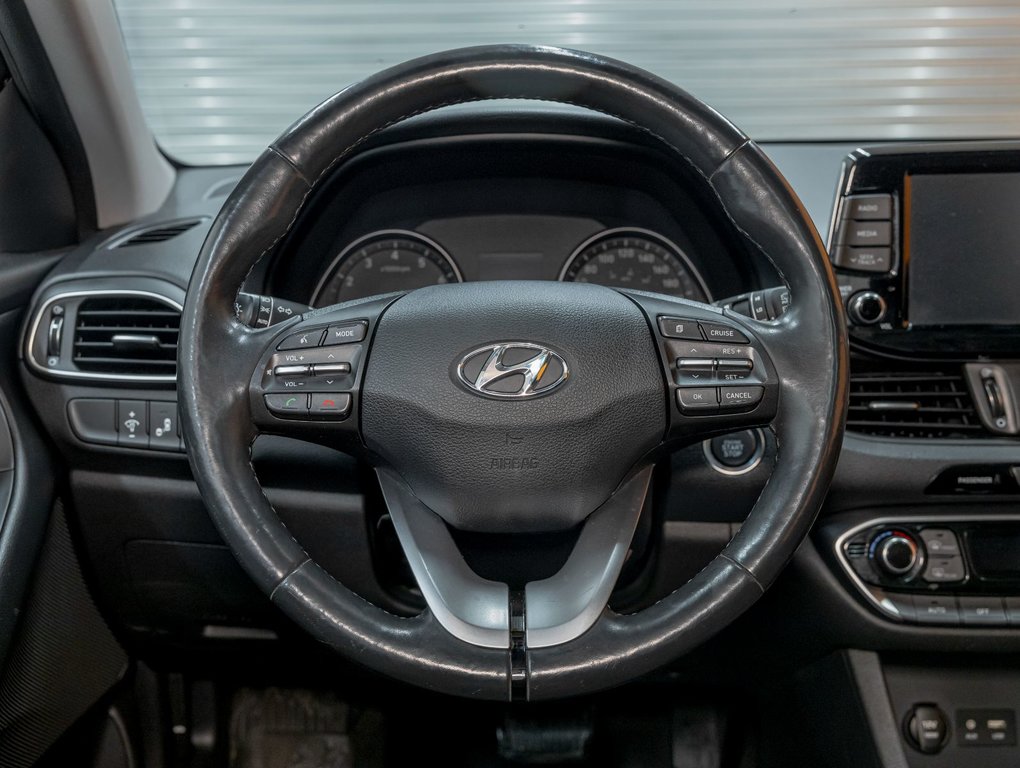 2018 Hyundai Elantra GT in St-Jérôme, Quebec - 14 - w1024h768px