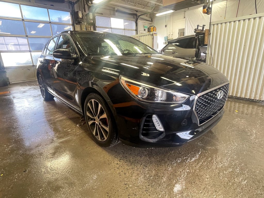 2018 Hyundai Elantra GT in St-Jérôme, Quebec - 9 - w1024h768px