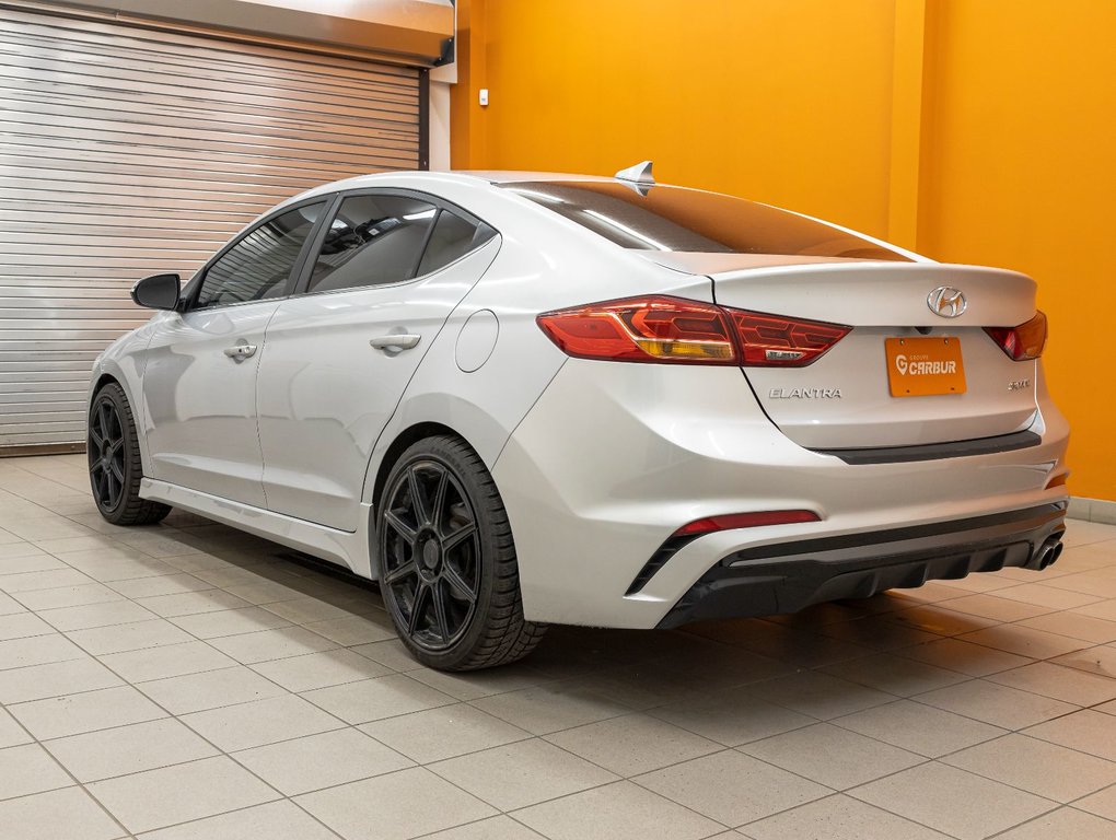 Hyundai Elantra  2017 à St-Jérôme, Québec - 6 - w1024h768px