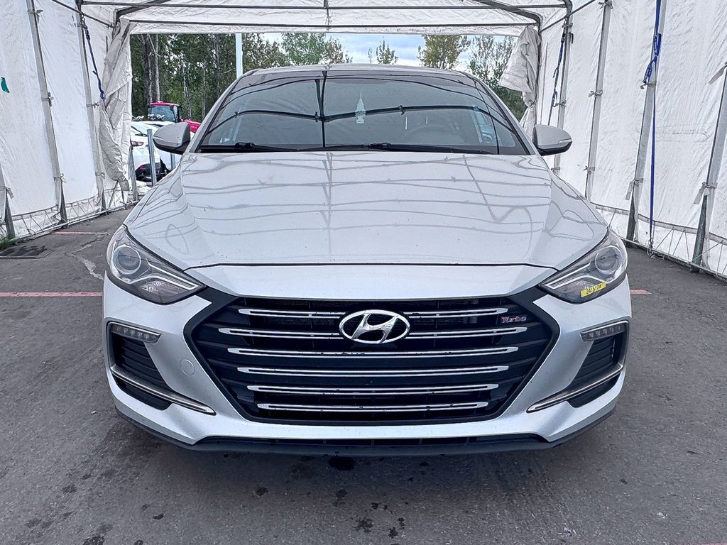 Hyundai Elantra  2017 à St-Jérôme, Québec - 5 - w1024h768px