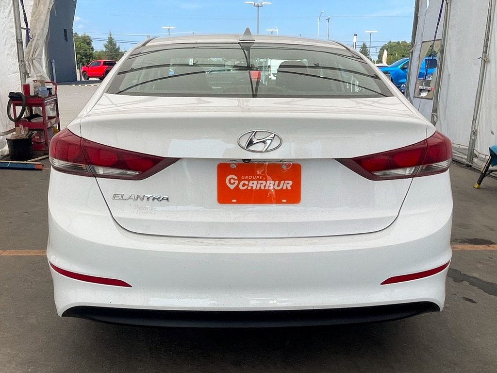 Hyundai Elantra  2018 à St-Jérôme, Québec - 6 - w1024h768px
