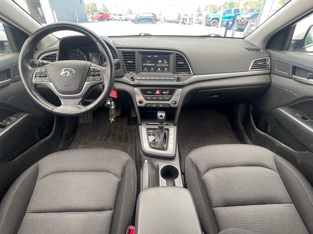 Hyundai Elantra  2018 à St-Jérôme, Québec - 10 - w1024h768px