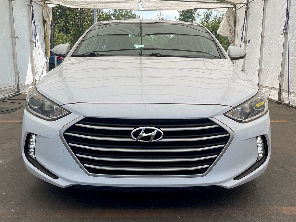 Hyundai Elantra  2018 à St-Jérôme, Québec - 4 - w1024h768px
