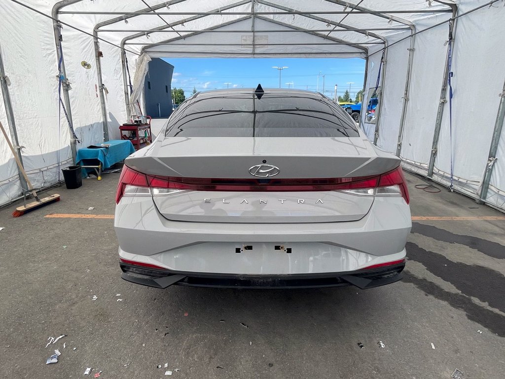 Hyundai Elantra  2021 à St-Jérôme, Québec - 6 - w1024h768px