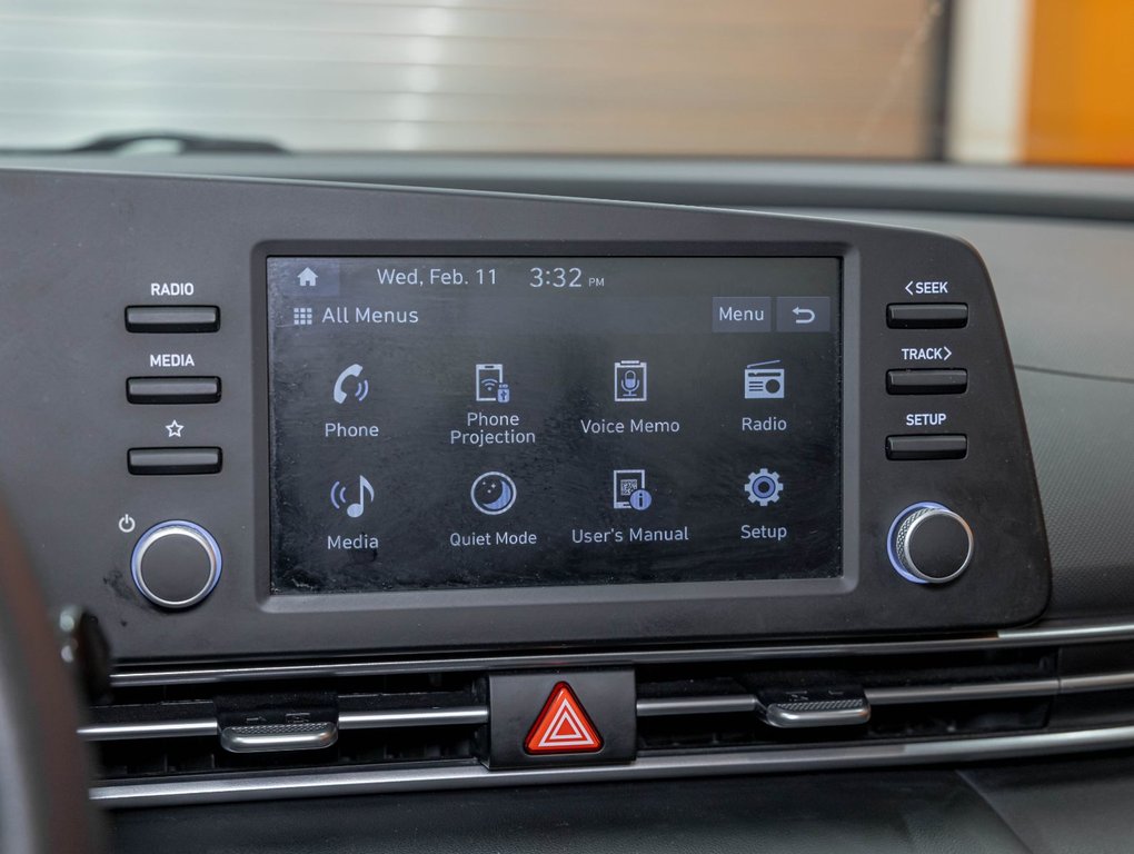 2024 Hyundai Elantra in St-Jérôme, Quebec - 16 - w1024h768px