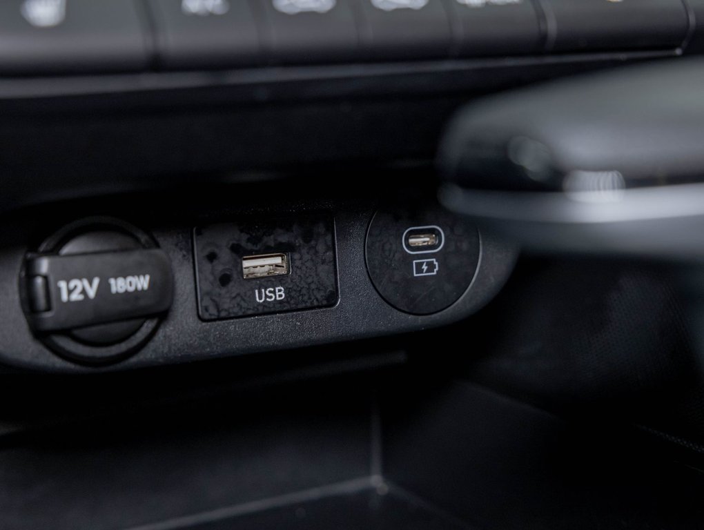 2024 Hyundai Elantra in St-Jérôme, Quebec - 21 - w1024h768px