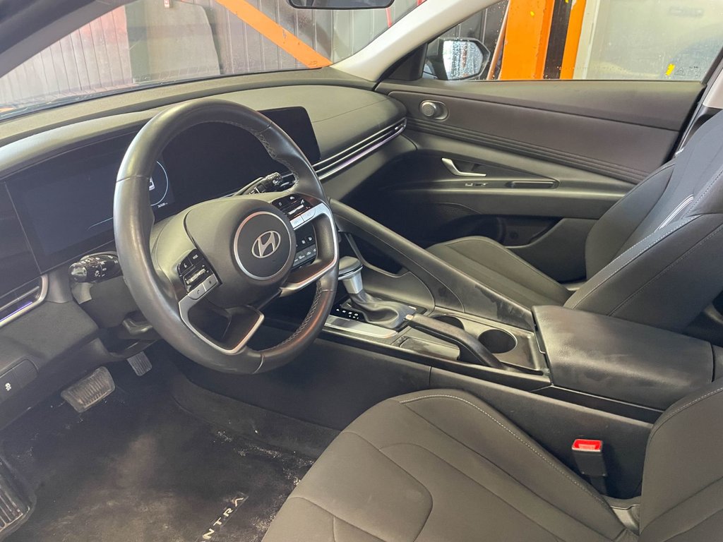 Hyundai Elantra  2025 à St-Jérôme, Québec - 5 - w1024h768px
