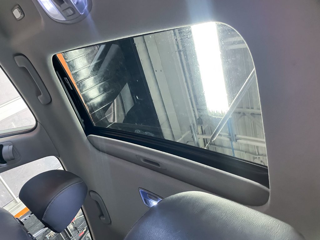 2019 Hyundai Ioniq Electric in St-Jérôme, Quebec - 3 - w1024h768px