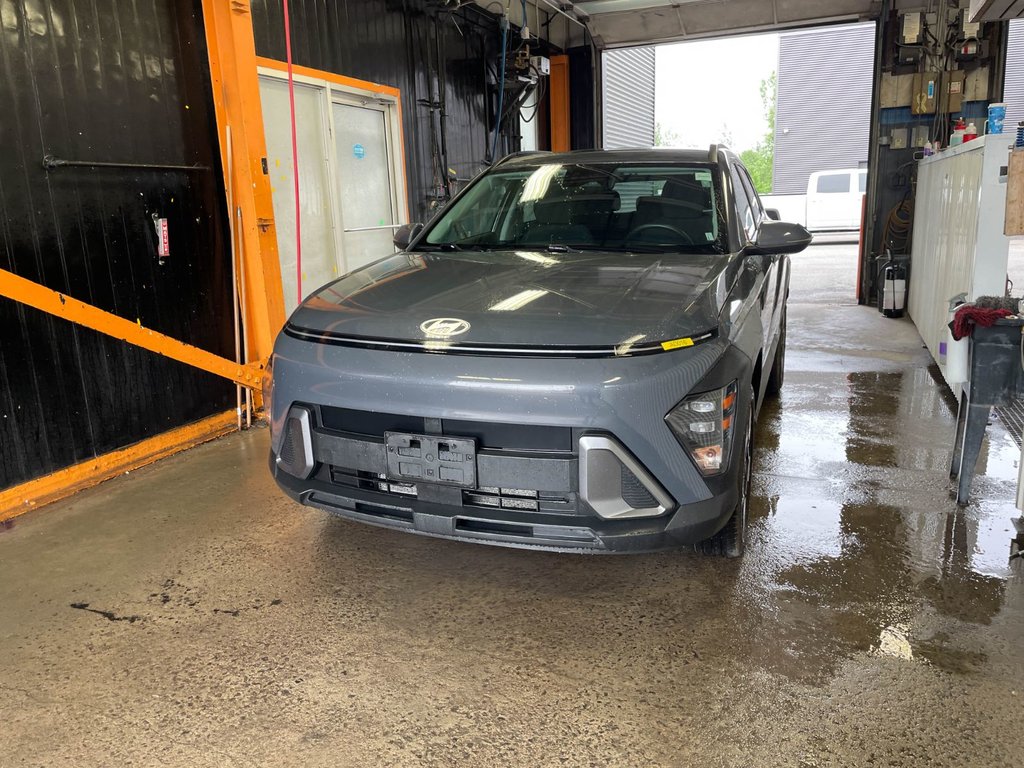 Hyundai Kona  2024 à St-Jérôme, Québec - 1 - w1024h768px