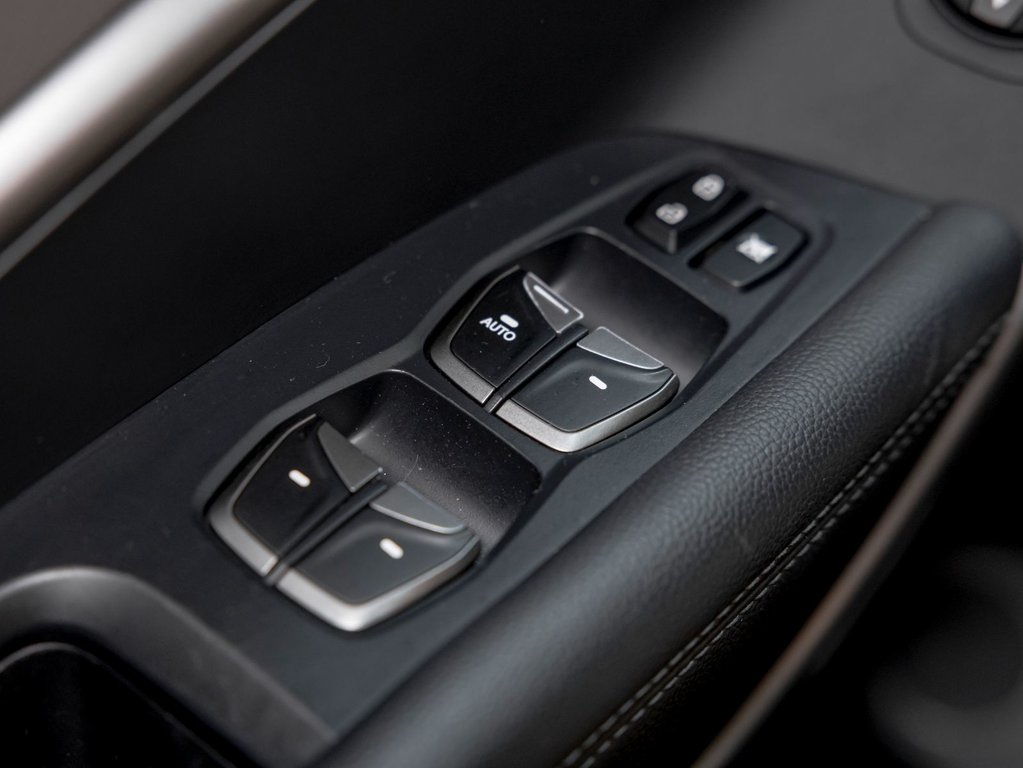 Hyundai Santa Fe Sport  2018 à St-Jérôme, Québec - 23 - w1024h768px