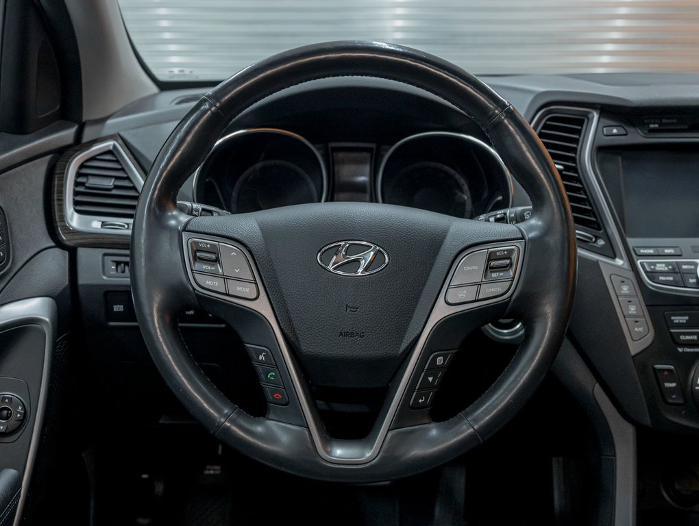 2016 Hyundai Santa Fe XL in St-Jérôme, Quebec - 14 - w1024h768px