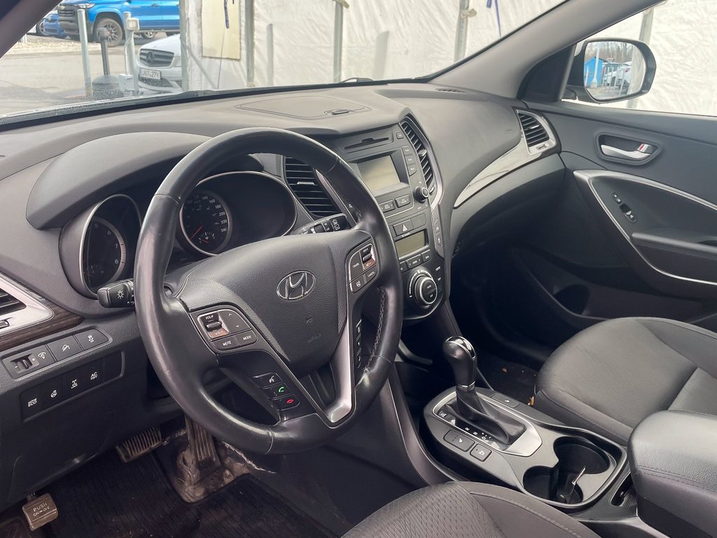 Hyundai Santa Fe XL  2016 à St-Jérôme, Québec - 3 - w1024h768px