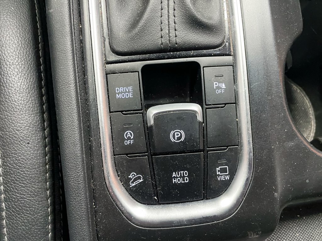 2020 Hyundai Santa Fe in St-Jérôme, Quebec - 17 - w1024h768px