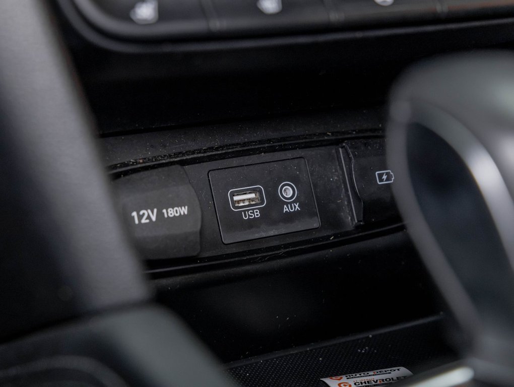 2020 Hyundai Santa Fe in St-Jérôme, Quebec - 25 - w1024h768px